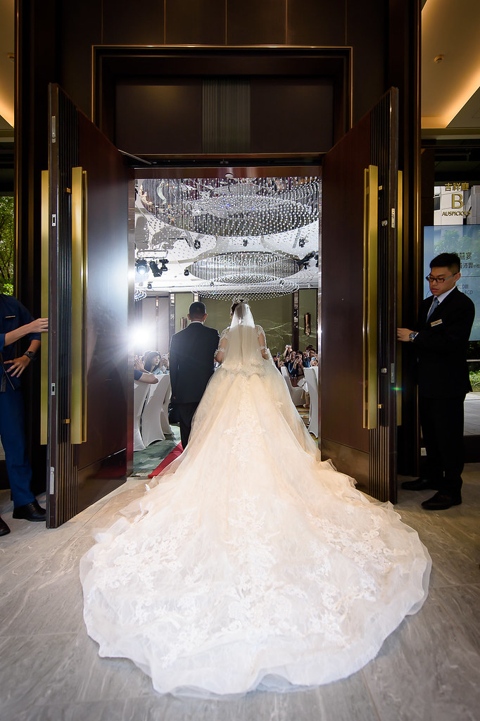[婚禮攝影]博揚沛霏 迎娶午宴@希爾頓飯店-最專業的團隊完成每場完美婚禮紀錄，拍的不只好更要快! #婚攝作品