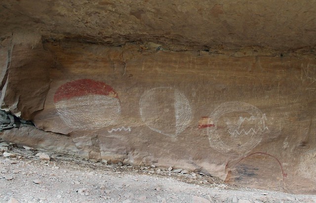 Pictographs / Cottonwood Canyon Site
