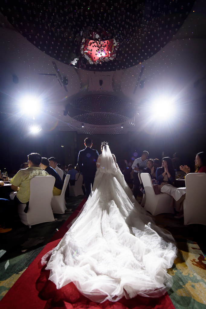[婚禮攝影]博揚沛霏 迎娶午宴@希爾頓飯店-最專業的團隊完成每場完美婚禮紀錄，拍的不只好更要快! #婚禮拍立得