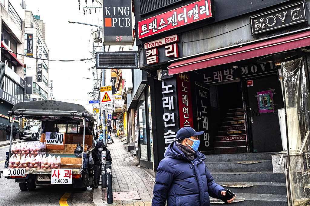 Itaewon street scene--Seoul 5