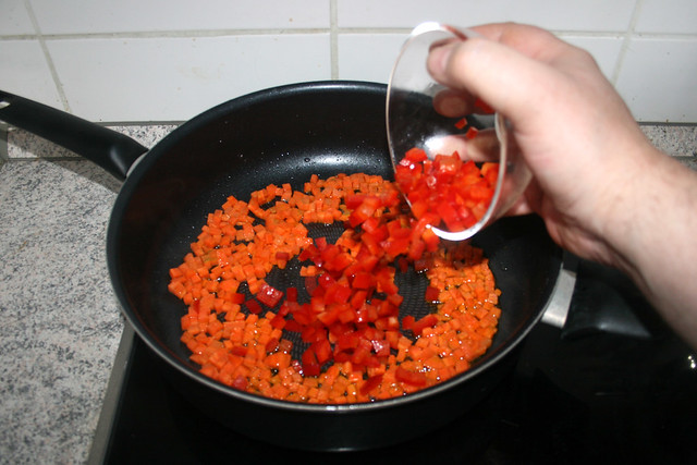 11 - Paprika hinzufügen / Add bell pepper