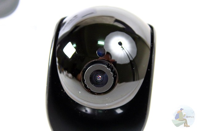 FAMMIX AI智慧夜視監視攝影機
