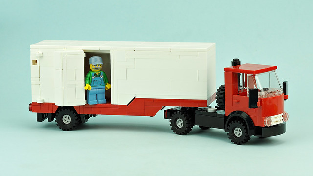 Semi truck (MAZ-504 ODAZ-794)