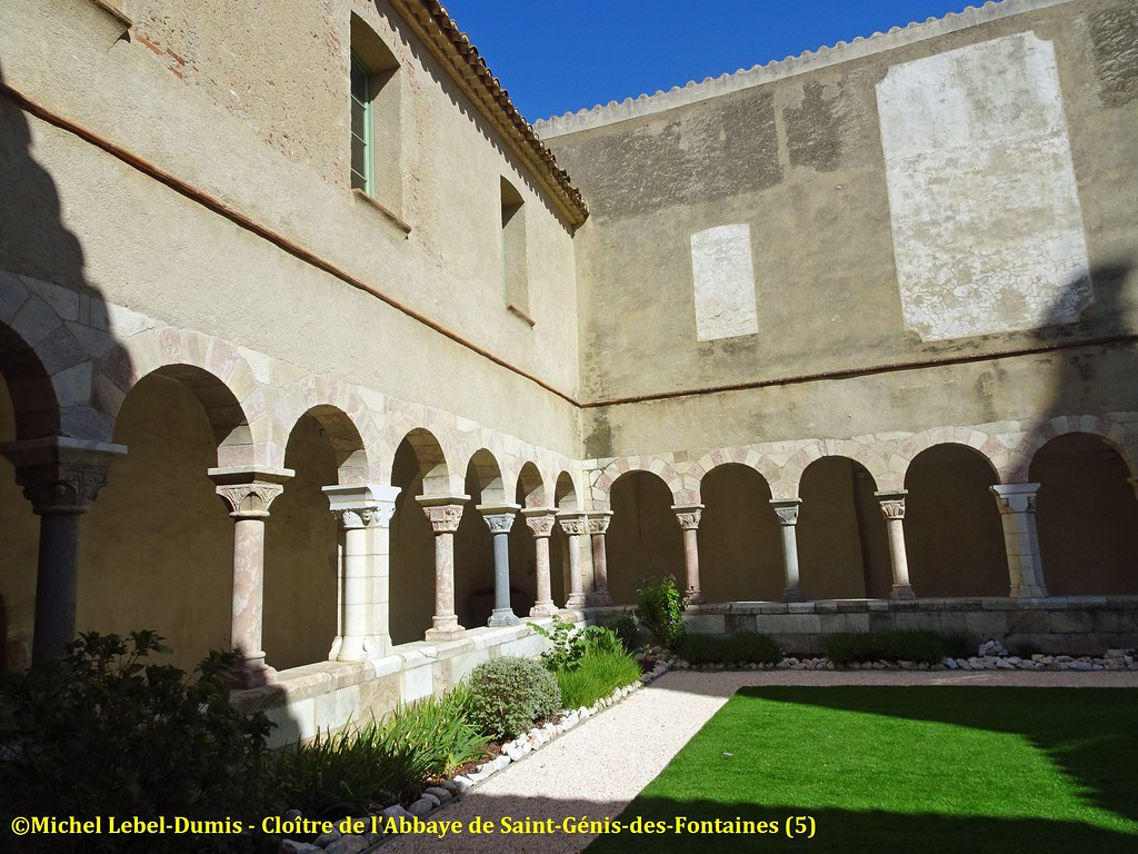 Cloître de l'Abbaye de Saint-Génis-des-Fontaines (5)