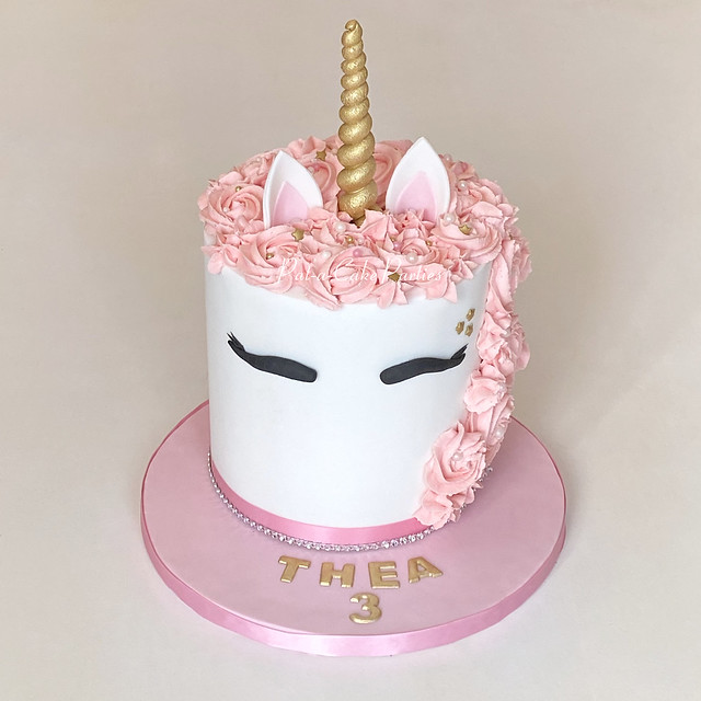 Unicorn Cake Thea