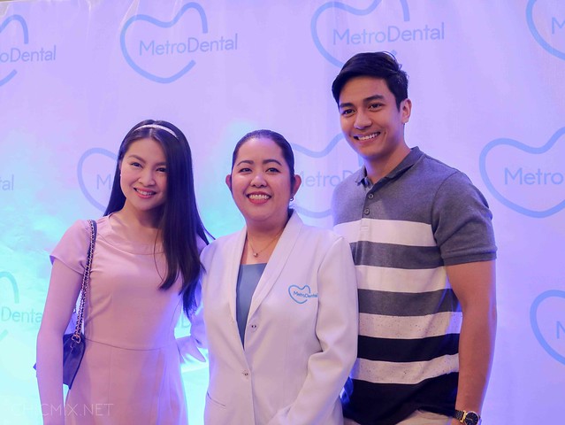 Barbie Forteza and Jak Roberto with MetroDental 