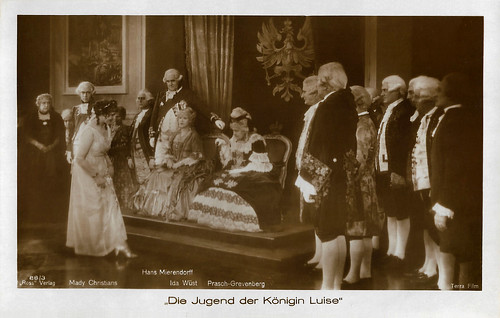Mady Christians, Hans Mierendorff, Ida Wüst, Auguste Prasch-Grevenberg in Die Jugend der Königin Luise (1927)