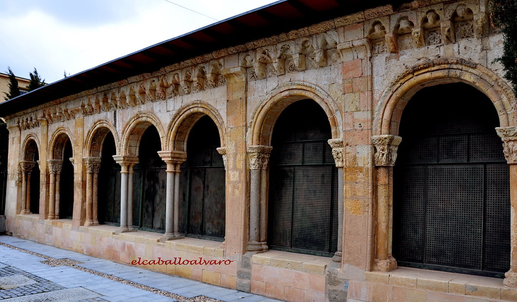 701 - Atrio - Iglesia San Juan de los Caballeros – Segovia - Spain.