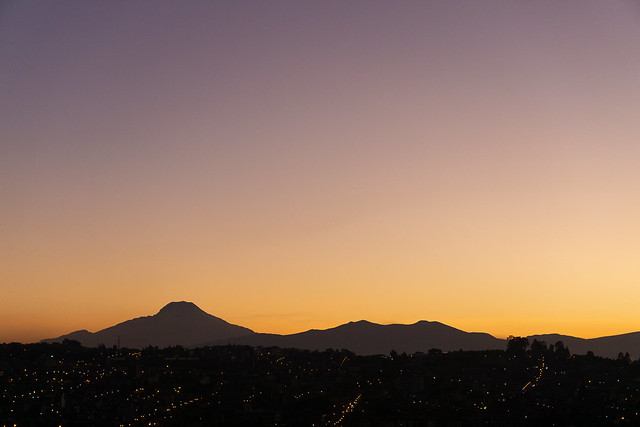 Quito sunrise amanecer