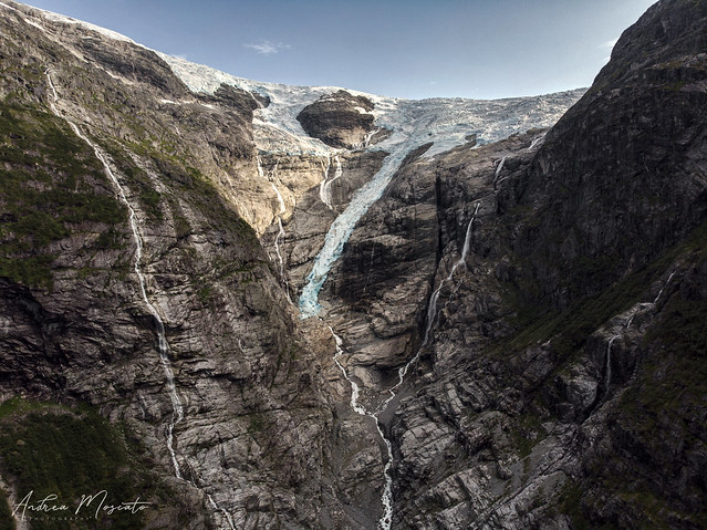 Kjenndalsbreen Glacier - Jostedalsbreen National Park (Norway)