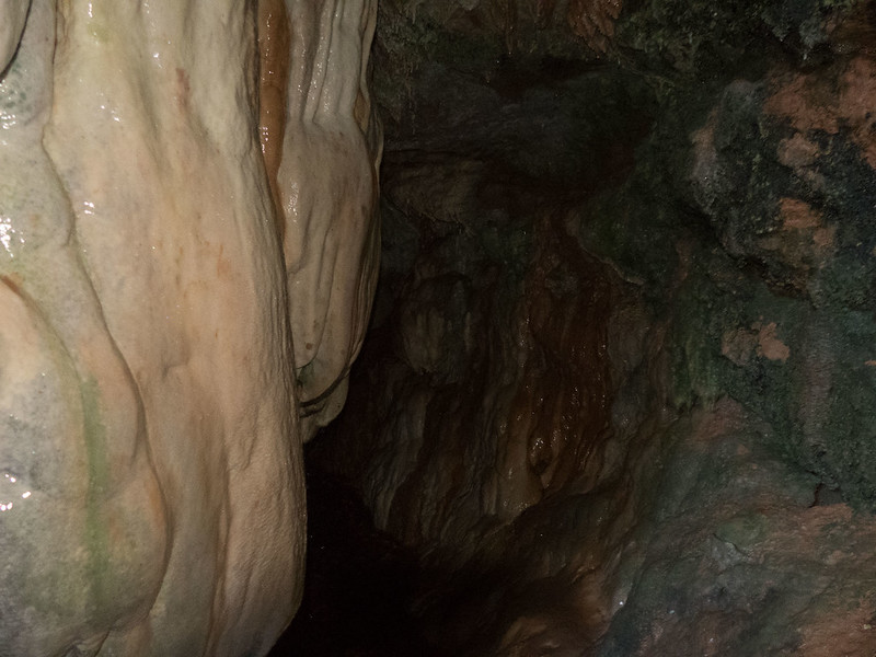 06 Cueva Capellanes Interior 01 (1)