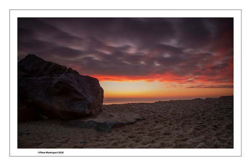 dawn beach clouds sunrise happisburgh coast rocks norfolk england 2020 seascape sea longexposure canoneos5dmkiv canon canon24105mmf4islusm planemotorsport2020