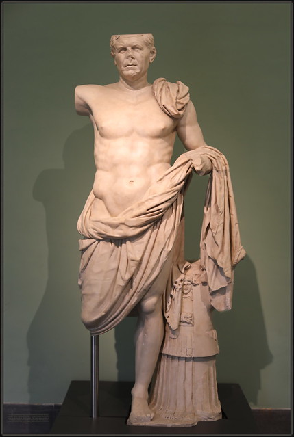 Statua ritratto di condottiero romano, c.d. Generale di Tivoli Dalle sostruzioni del tempio di Ercole a Tivoli (1925) Marmo greco (pentelico). 20200305 Roma_136