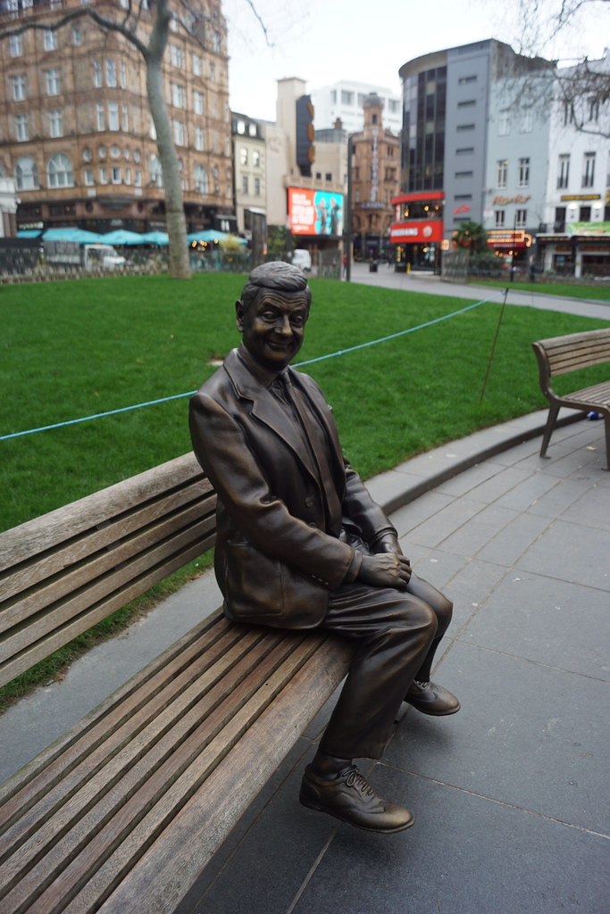 Mr. Bean, Team at 3D Eye, Scenes in the Square, Leicester Square, West End, City of Westminster, London, WC2H 7NA