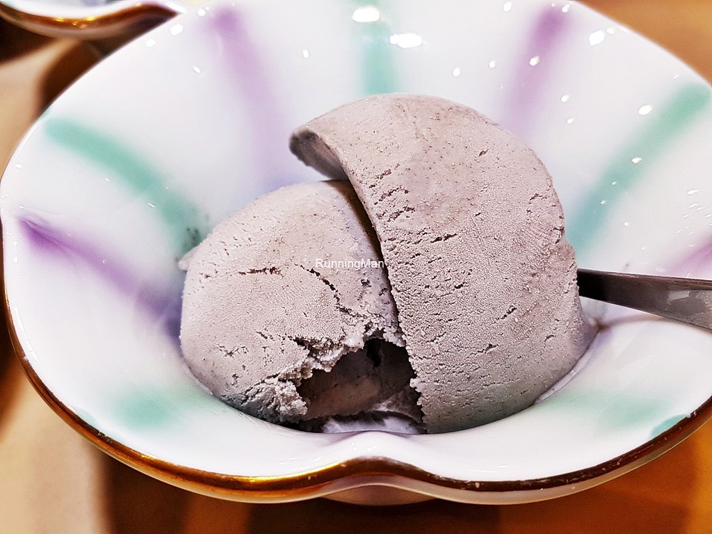 Kuro Goma Aisukurimu / Black Sesame Ice Cream