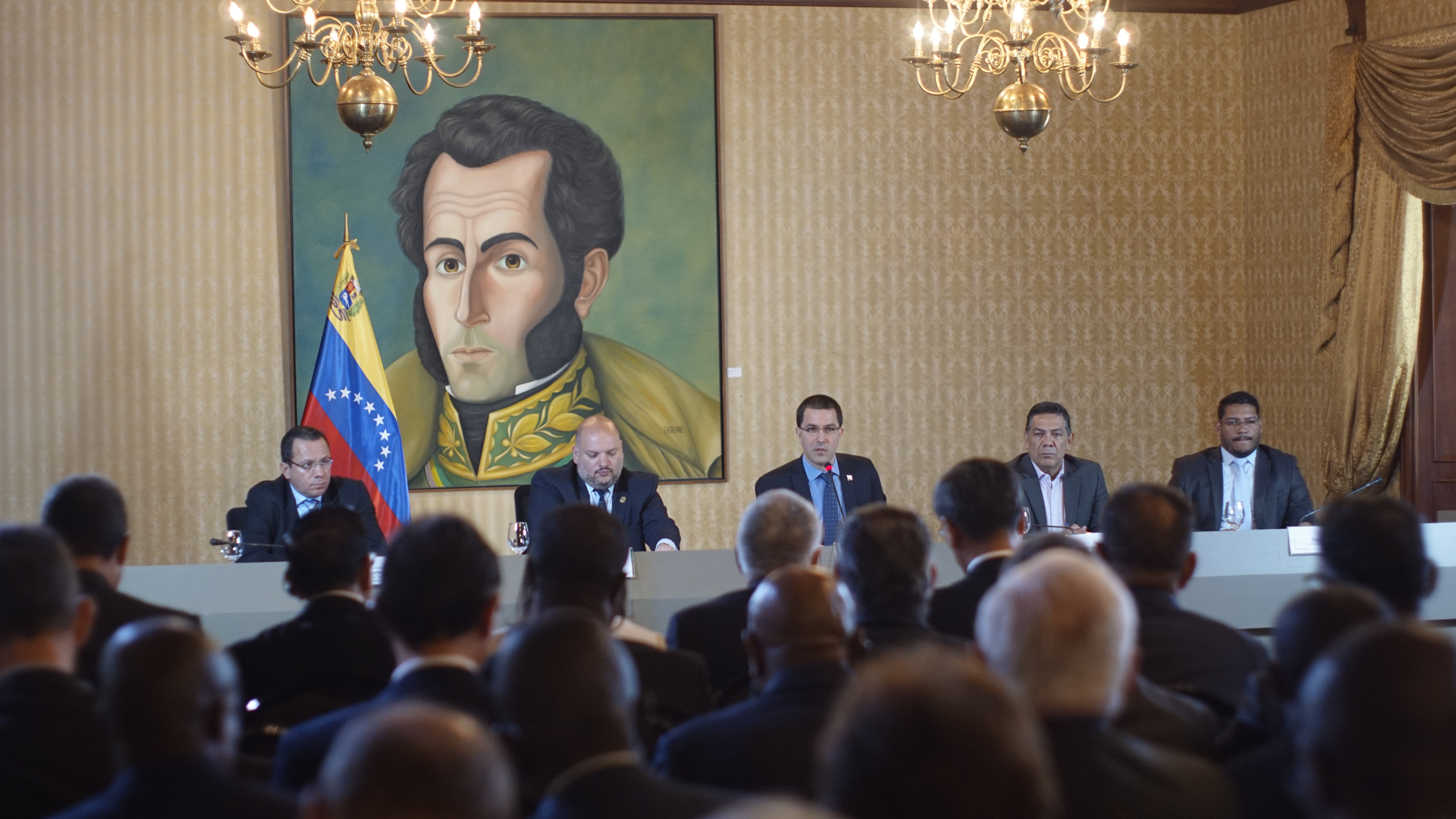 Venezuela alerta a la comunidad internacional sobre nueva ofensiva de EEUU y aliados del continente