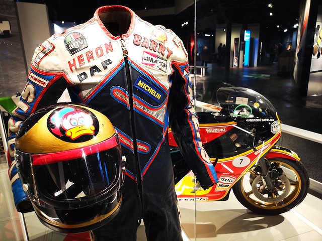 Barry Sheene's helmet, leathers and motorbike - a photo on Flickriver