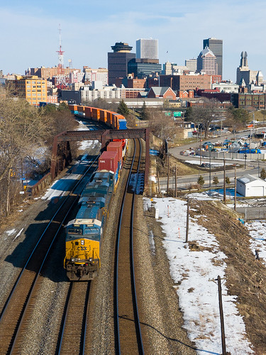 CSX 3095 ES44AC - Q157 @ Rochester, NY | CSX intermodal Q157… | Flickr
