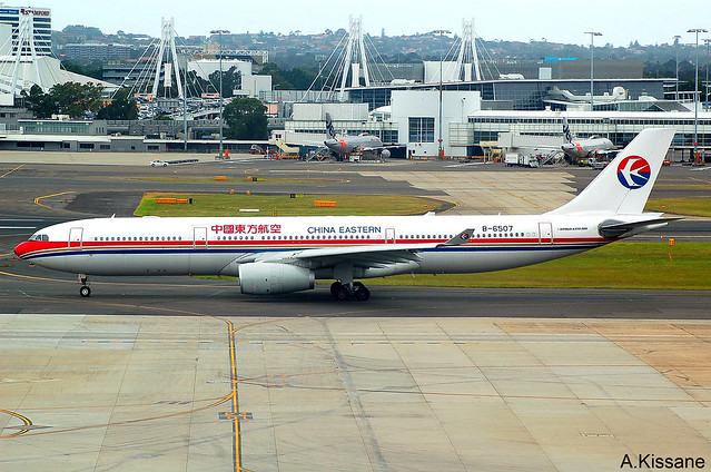 CHINA EASTERN A330 B-6507