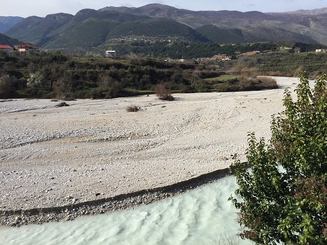 Lumi i Bënçës, Tepelenë