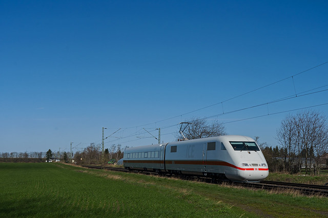 ICE Teil Meerbusch train sunny day