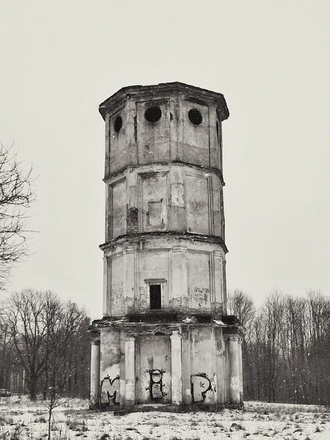 abandonned tower