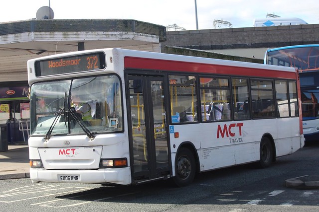 Manchester Community Transport (EU06 KNR)
