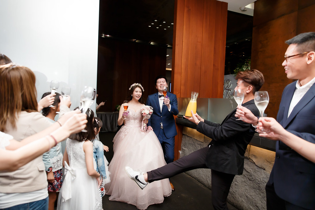 [婚禮攝影]Brian & Ting 文定晚宴@Joyce East-最專業的團隊完成每場完美婚禮紀錄，拍的不只好更要快! #婚禮紀錄