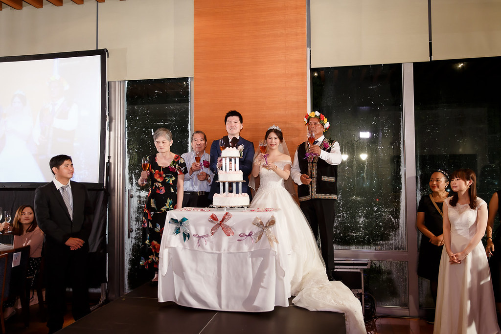 [婚禮攝影]Brian & Ting 文定晚宴@Joyce East-最專業的團隊完成每場完美婚禮紀錄，拍的不只好更要快! #婚攝推薦