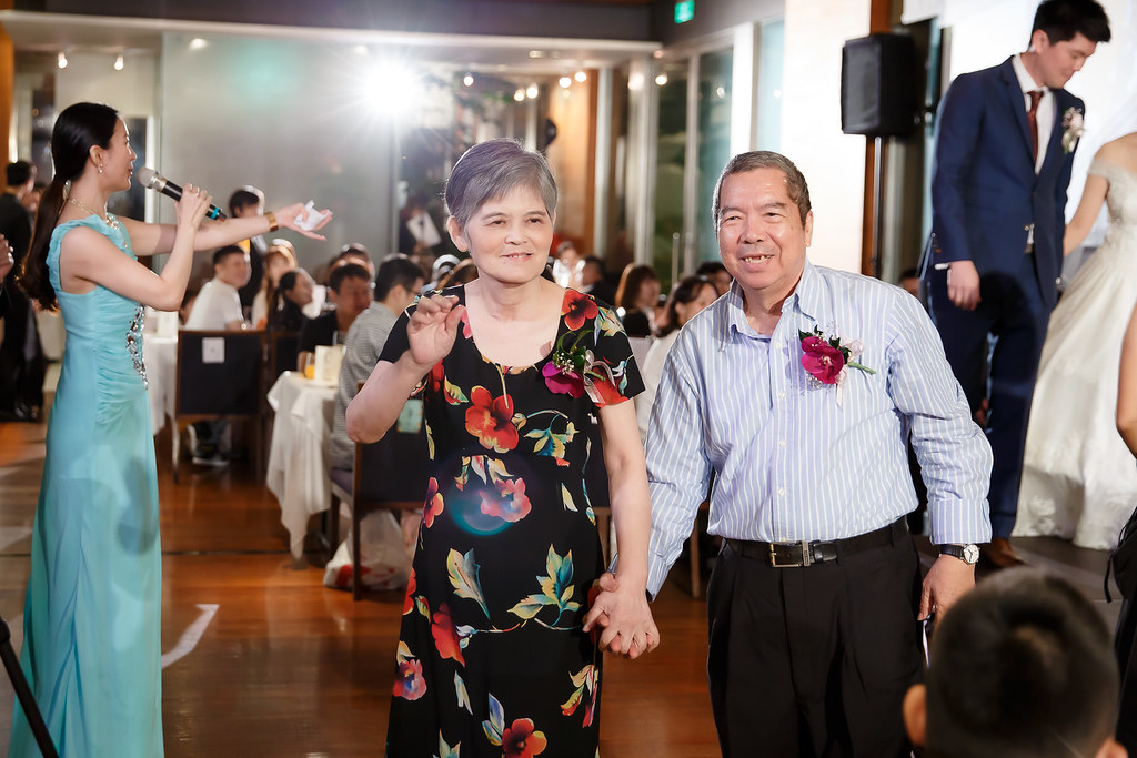 [婚禮攝影]Brian & Ting 文定晚宴@Joyce East-最專業的團隊完成每場完美婚禮紀錄，拍的不只好更要快! #台北婚攝