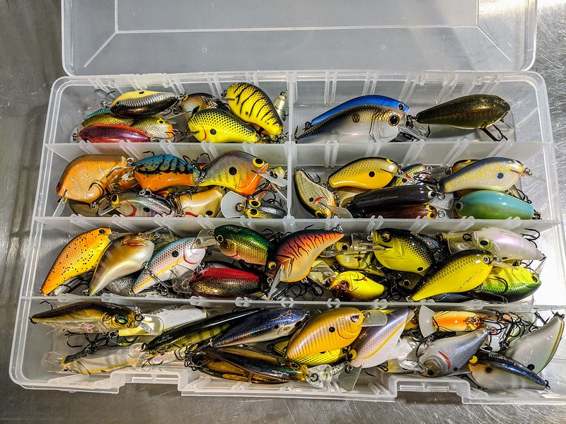 The Special Mate Musky Box can hold up too 45 musky lures with 9 different  dividers to keep your lures organized and easily accessible. They also make  a