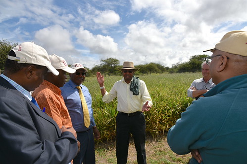 Jimmy Smith, Dieter Schillinger and Sita Ghimire with Kenya government officials who visited the Kapiti Research Station on 18 March