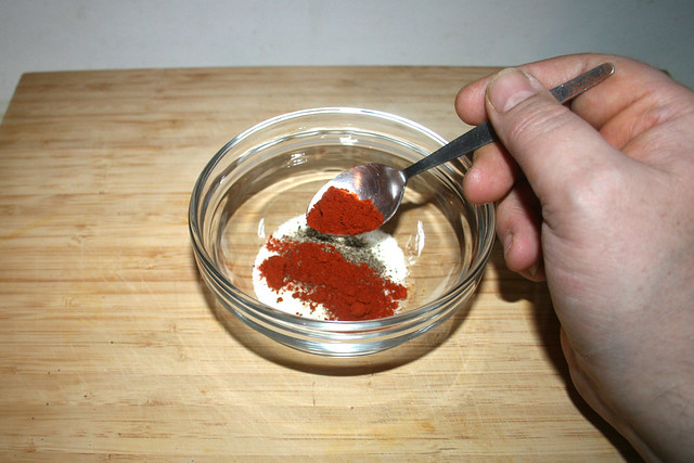 06 - Geräuchertes Paprika addieren / Add smoked paprika