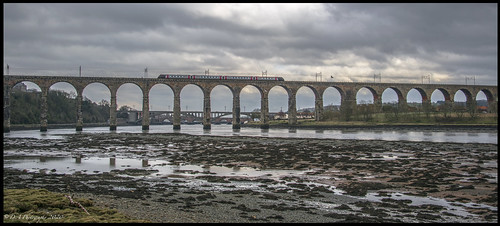 viaduct river rivertweed train landscape reflections berwickupontweed