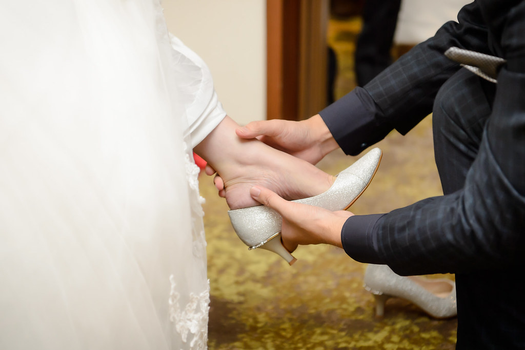 [婚禮攝影]家瑋曉婷 文定迎娶午宴 @六福萬怡酒店-最專業的團隊完成每場完美婚禮紀錄，拍的不只好更要快! #台北婚攝