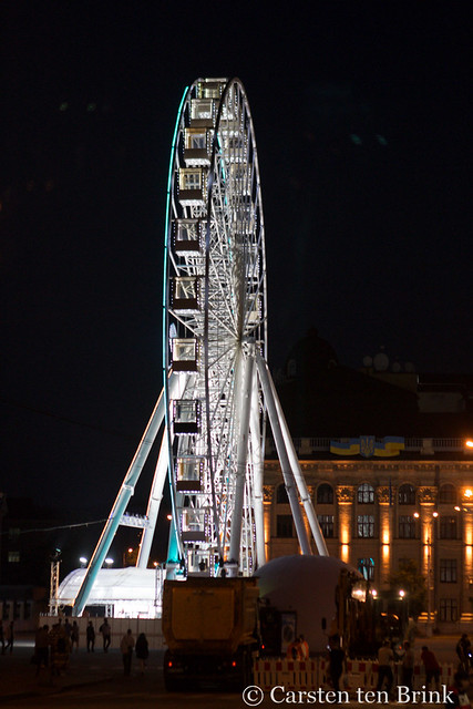 Kiev - Kontraktova square Ferris wheel