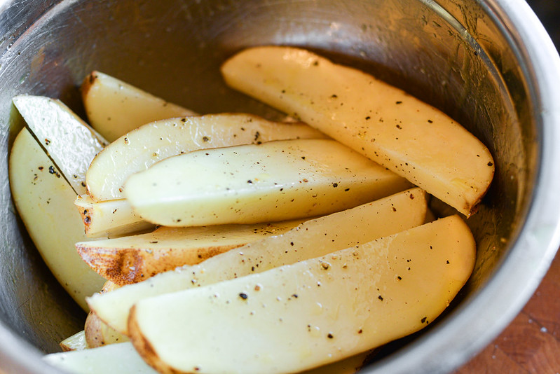 Garlic and Herb Potato Wedges