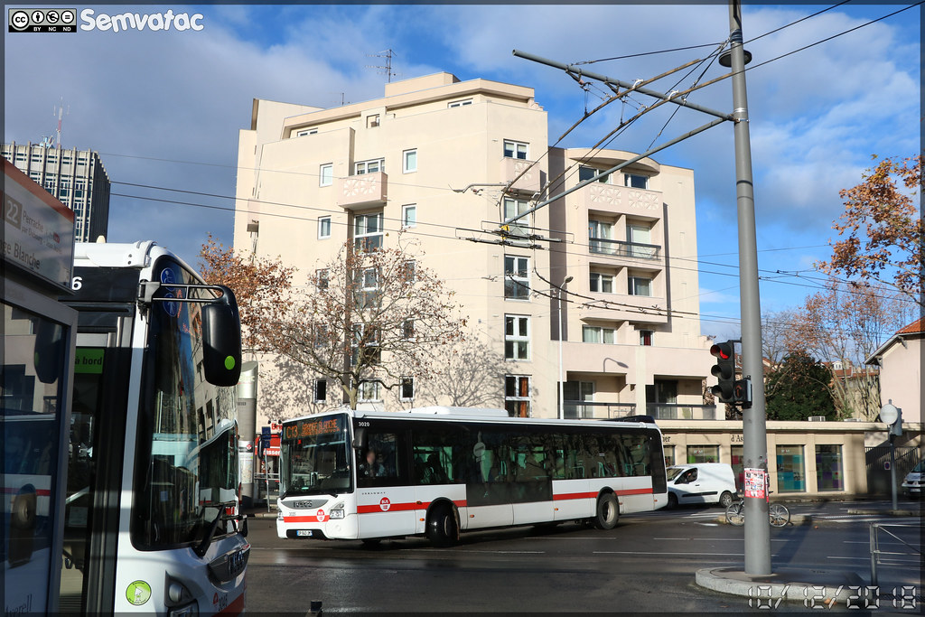 Iveco Bus Urbanway 12 – Keolis Lyon / TCL (Transports en Commun Lyonnais) n°3020