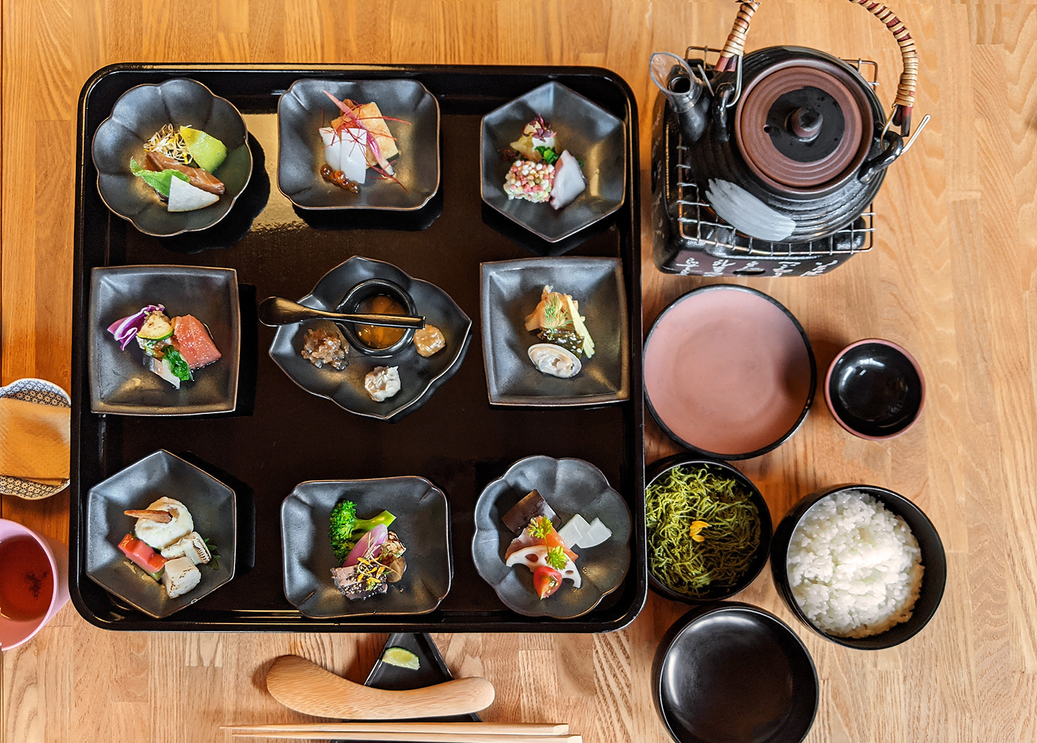 05AWOMB-kyoto-teaesushi-japanesefood-japan-food-travel