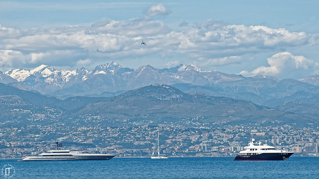 Bay of Nice in summer