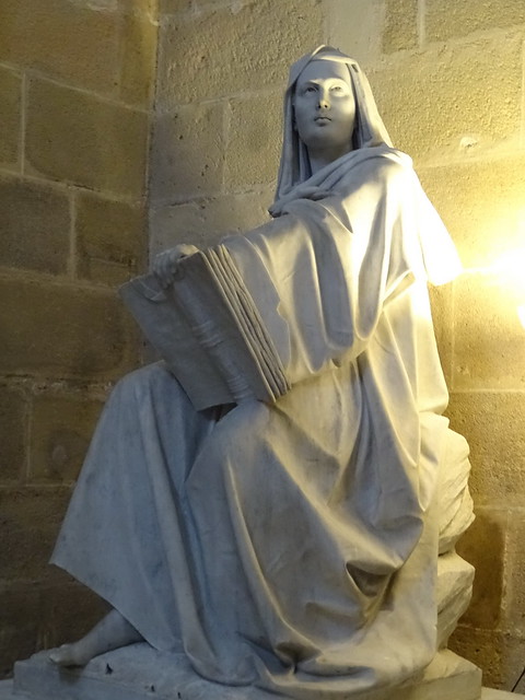 escultura estatua de marmol del escultor Manuel Ramallo Catedral de Jerez de la Frontera Cadiz 03