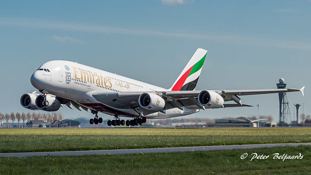A6-EEW   Airbus A380-800 - Emirates