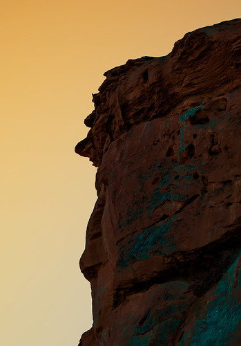 wyoming bighorncounty byron garland prayerrock sandstone cliff face abrahamlincoln mimetolith