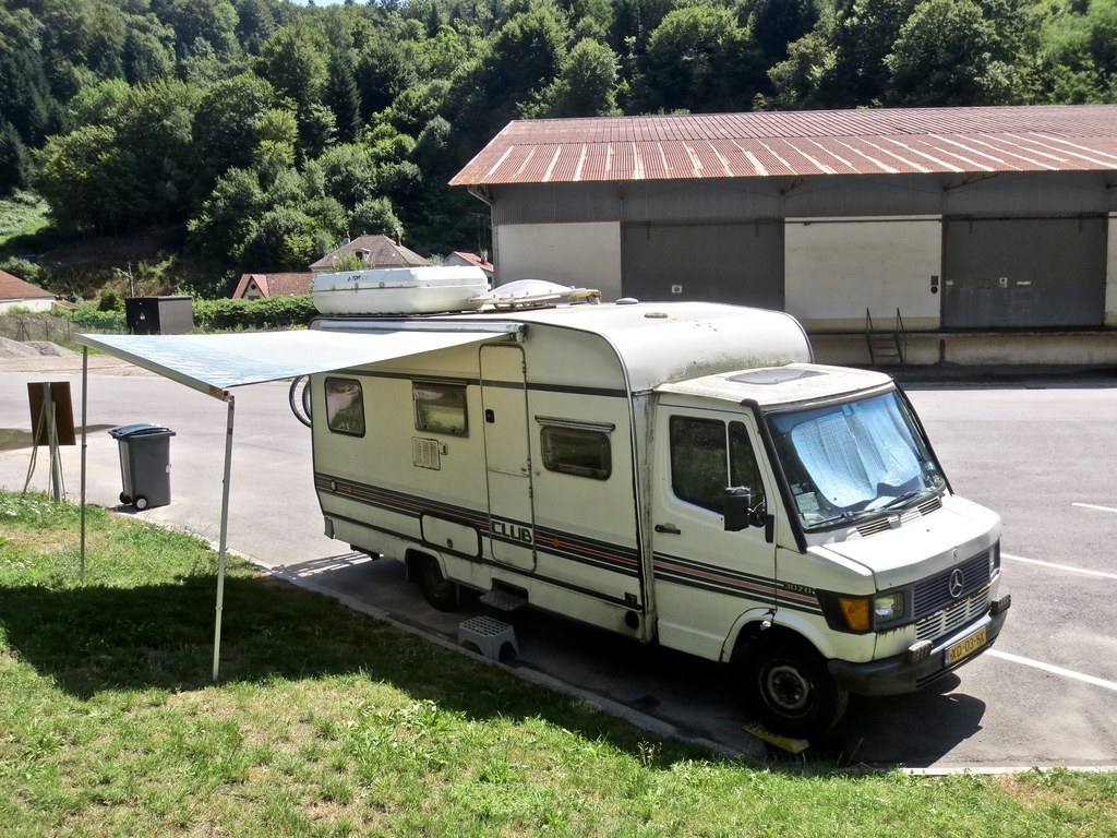 1981 MERCEDESBENZ TN/T1 307D Bürstner Club Reisemobil Flickr