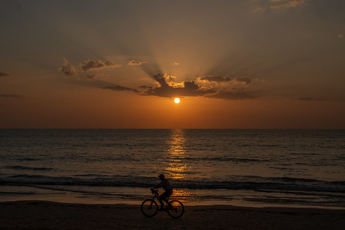 beach thailand sunset sundown bikeride bike