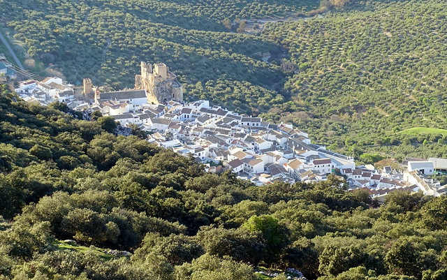 Zuheros (Córdoba): pueblo bonito de la Sierra Subbética cordobesa. - Recorriendo Andalucía. (36)