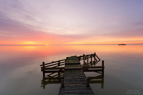 sunrise serene lake markermeer netherlands water jetty reflection nikon d7500 uitdam aoi elitegalleryaoi bestcapturesaoi