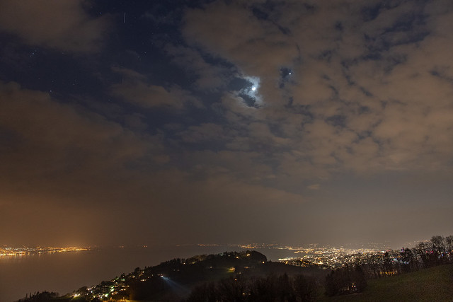 Lune et Vénus au-dessus de Lausanne