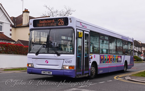 On its last day in service, the last Dart in the Southend area, commendably smart First Essex (Hadleigh) TransBus Dart / Pointer 2 42487, SN03 WME | by EastBeach68