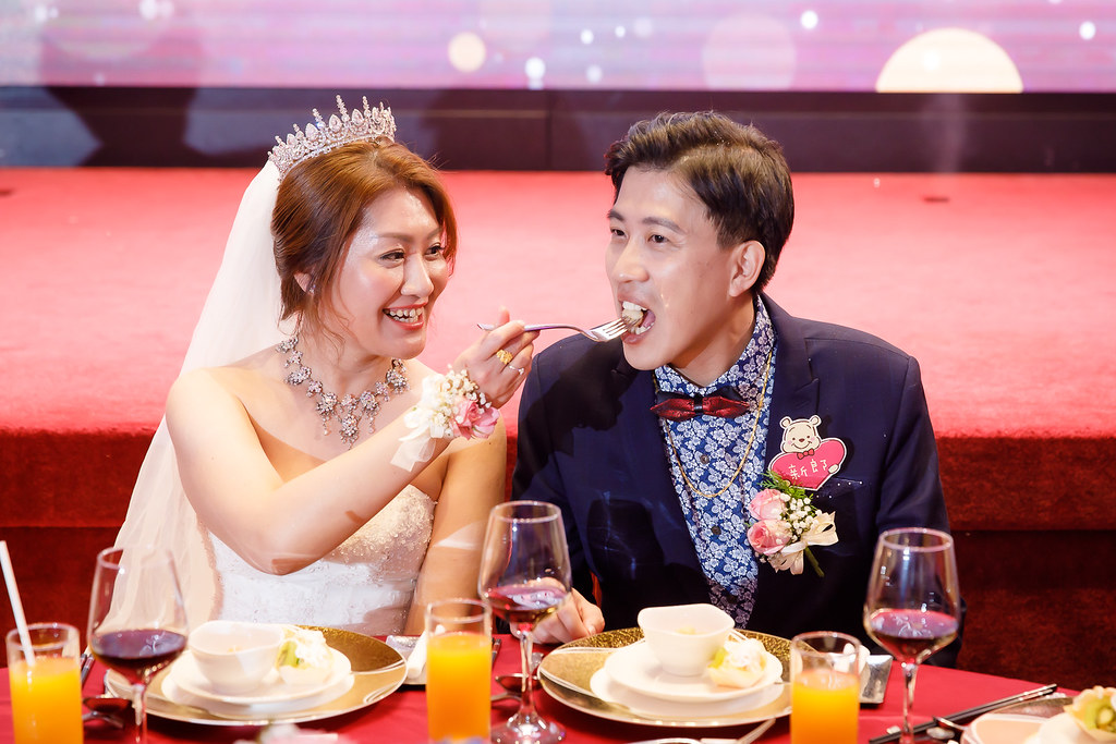 [婚禮攝影]源峰千惠 文定迎娶晚宴@南港雅悅會館-最專業的團隊完成每場完美婚禮紀錄，拍的不只好更要快! #婚攝作品